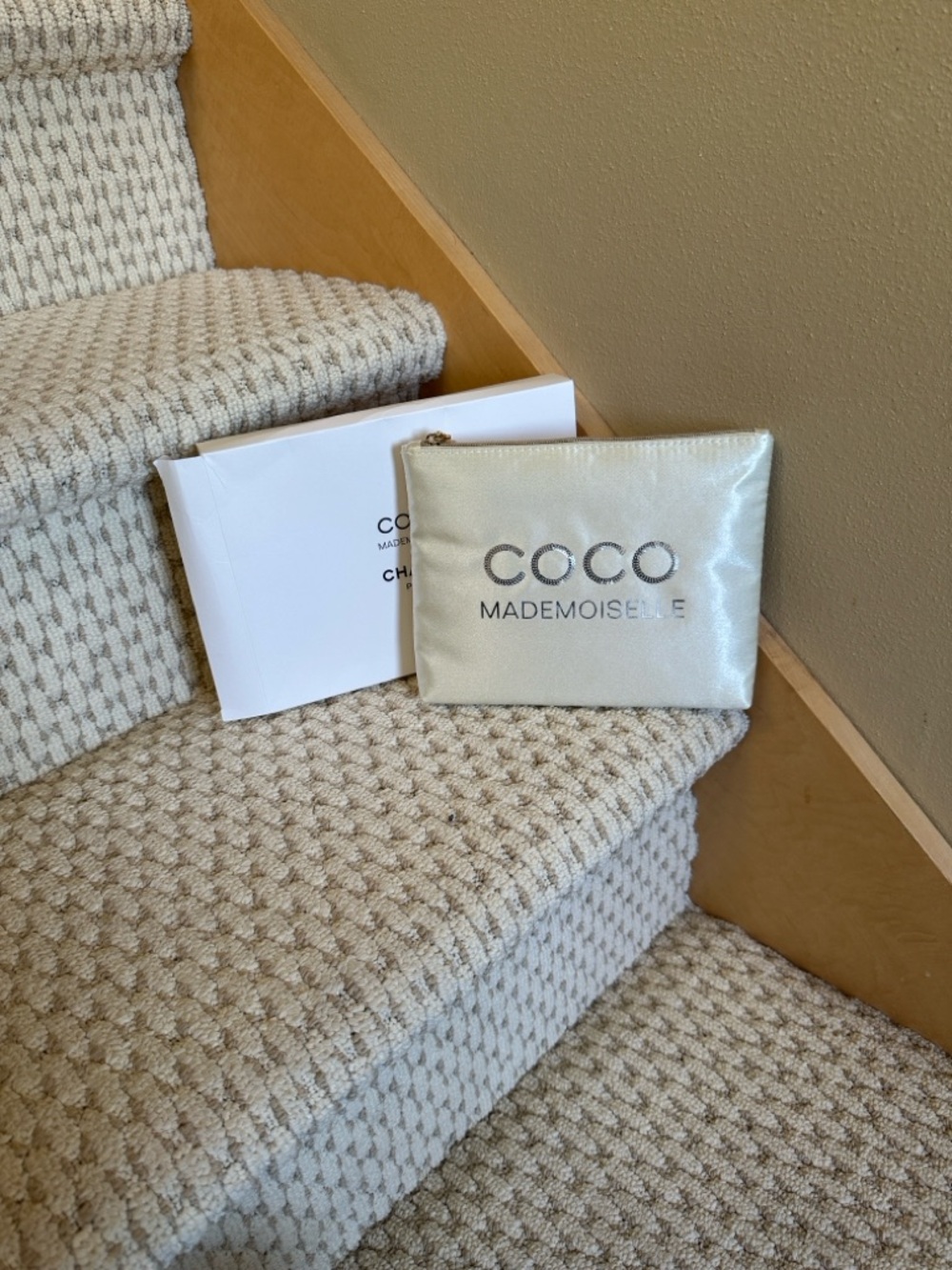 Mothers Day Bundle- including Chanel Parfums pouch, and makeup bundle - Picture 2 of 15